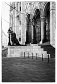 Ungarn - Budapest - Hungarian Parliament Entrance | 7/25